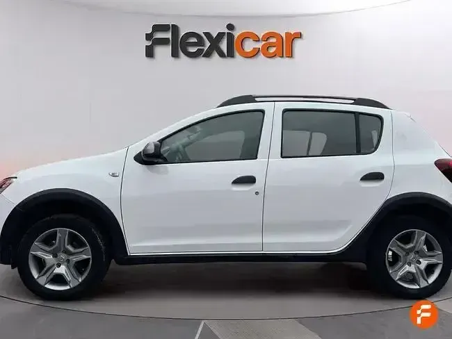 Usado Dacia Sandero Essentiel 90 CV (66 kW) 2019 Blanco
