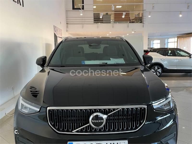Usado Volvo XC40 Core 163 CV (119 kW) 2024 Negro SUV