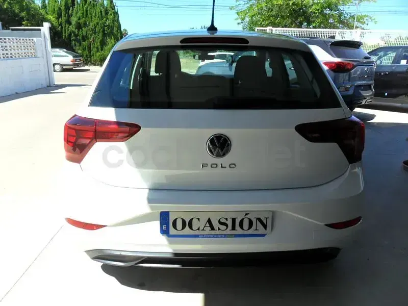 Usado VW Polo Life 95 CV (69 kW) 2023 Blanco Utilitario