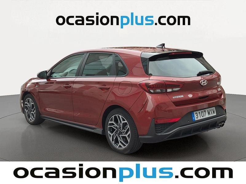 Usado Hyundai i30 N Line 100 CV (73 kW) 2024 Rojo Utilitario