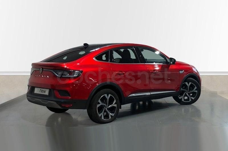 Usado Renault Arkana Techno 140 CV (102 kW) 2024 Rojo SUV