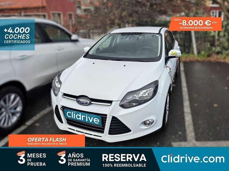 Usado Ford Focus Trend 125 CV (91 kW) 2014 Blanco Utilitario