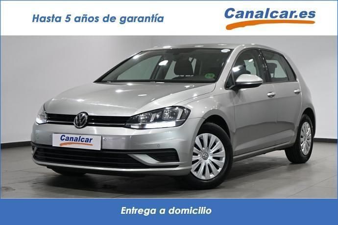 Usado VW Golf VII Edition 116 CV (85 kW) 2018 Plateado Utilitario
