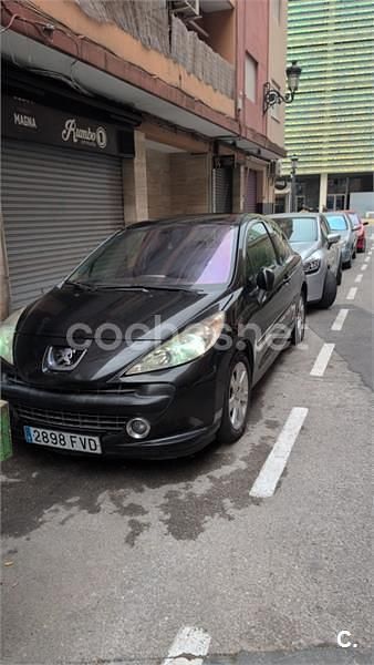 Usado Peugeot 207 Sport 120 HP (88 kW) 2007 Preto Sedan