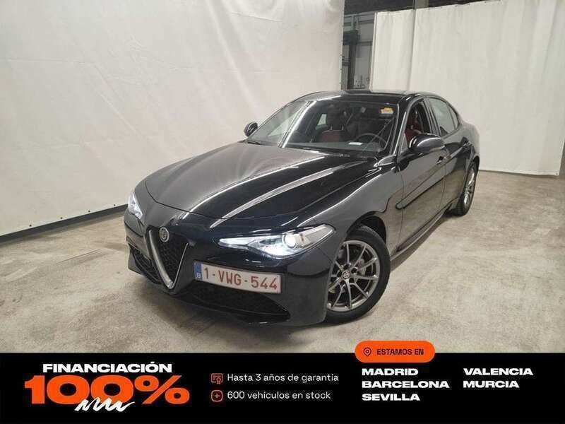 Negro Usado 2019 Alfa Romeo Giulia Executive Berlina | 22.850 € - Imagen 1/4