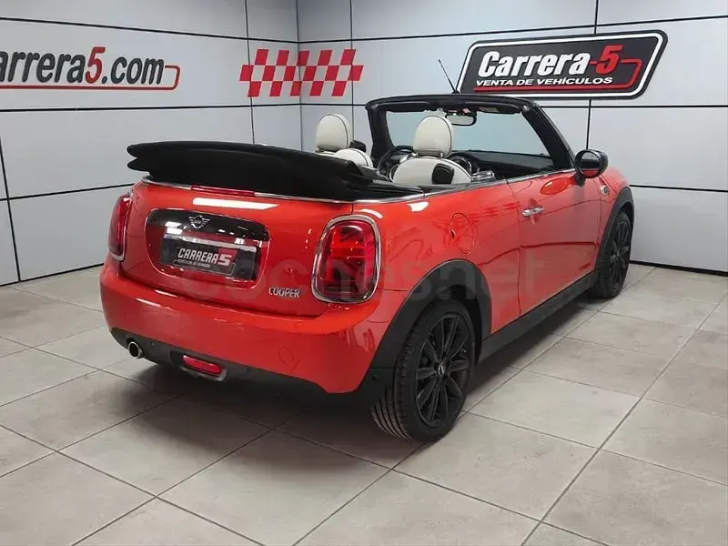 Usado Mini Cooper Cabriolet 136 CV (100 kW) 2020 Naranja Descapotable
