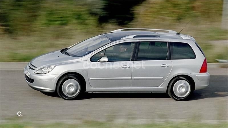 Gris / plata Usado 2003 Peugeot 307 Familiar | 2799 € (Precio justo) - Imagen 1/1