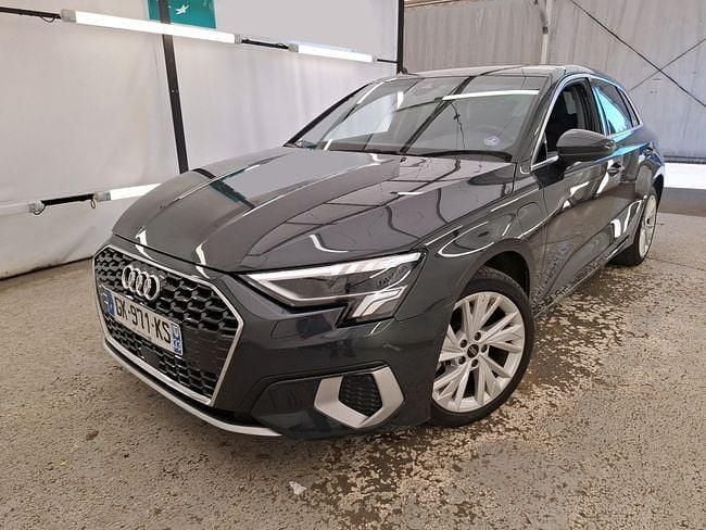 Usado Audi A3 e-tron Design 204 CV (150 kW) 2023 Gris Utilitario