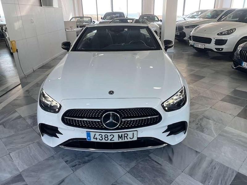 Usado Mercedes E220 194 CV (142 kW) 2021 Blanco Descapotable