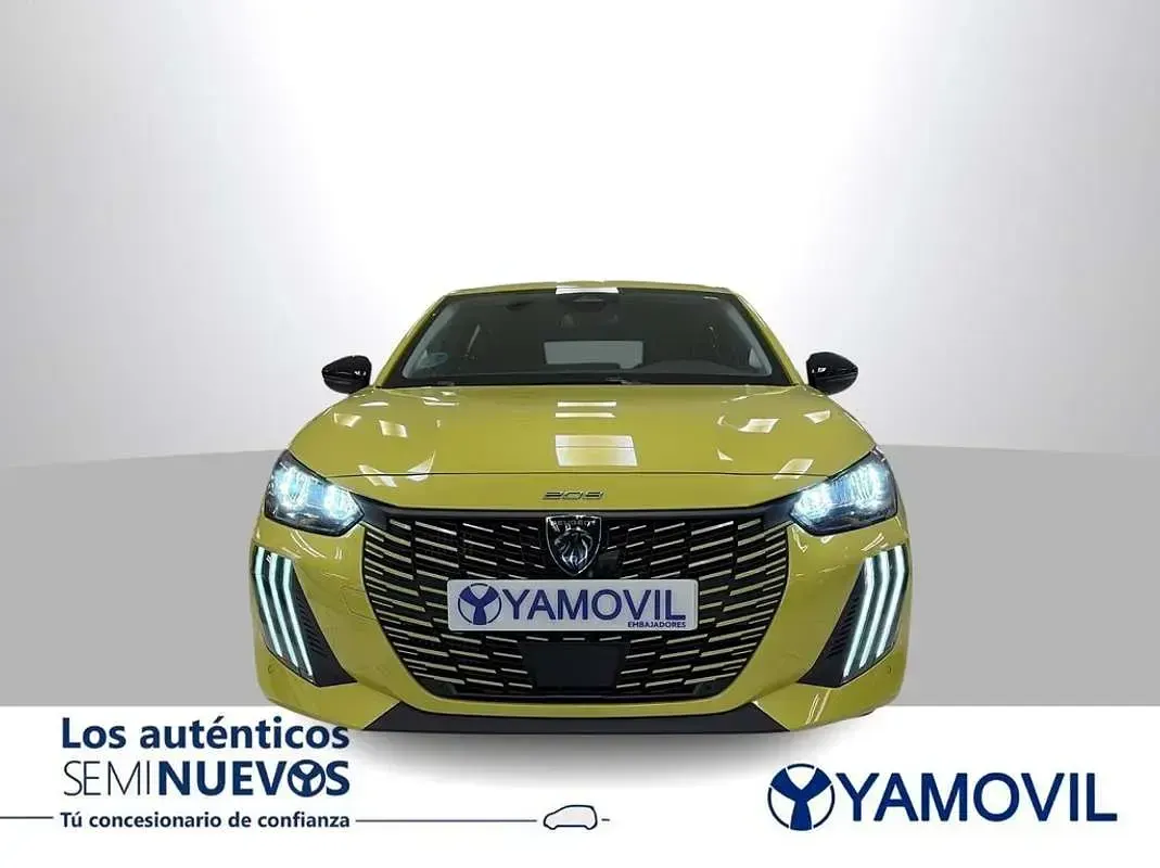 Usado Peugeot 208 Allure 145 CV (106 kW) 2025 Amarillo Utilitario