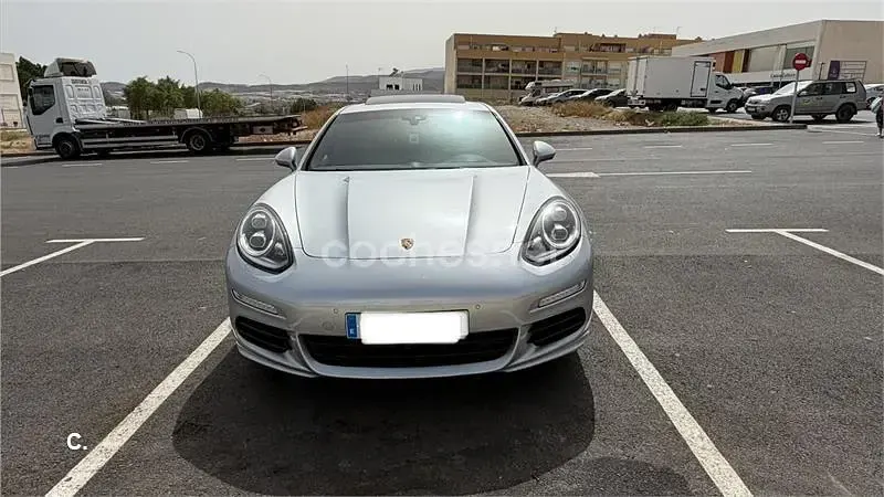 Usado Porsche Panamera 300 CV (220 kW) 2013 Gris / plata Utilitario