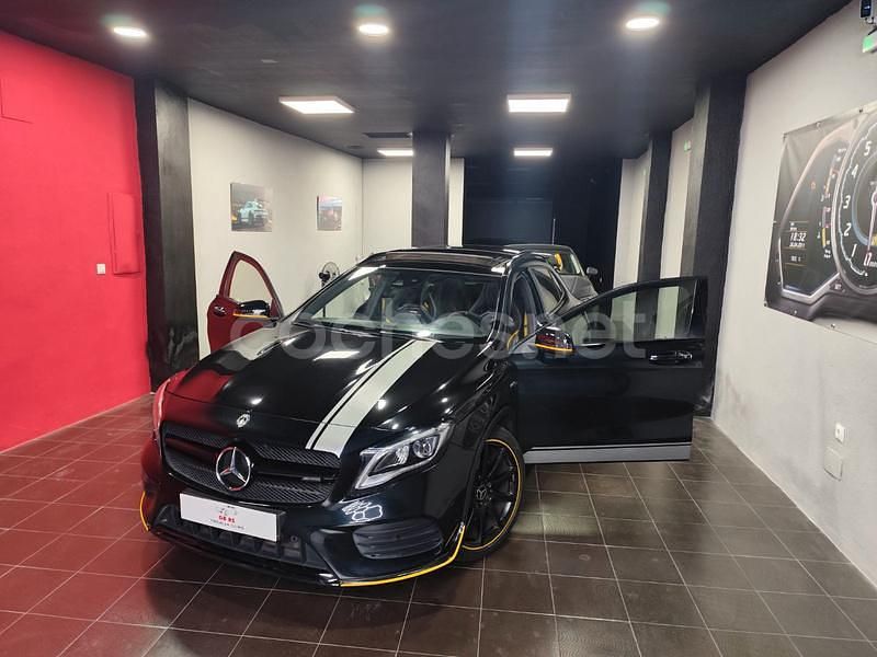 Negro Usado 2018 Mercedes GLA45 AMG SUV | 34.900 € (Caro) - Imagen 1/4