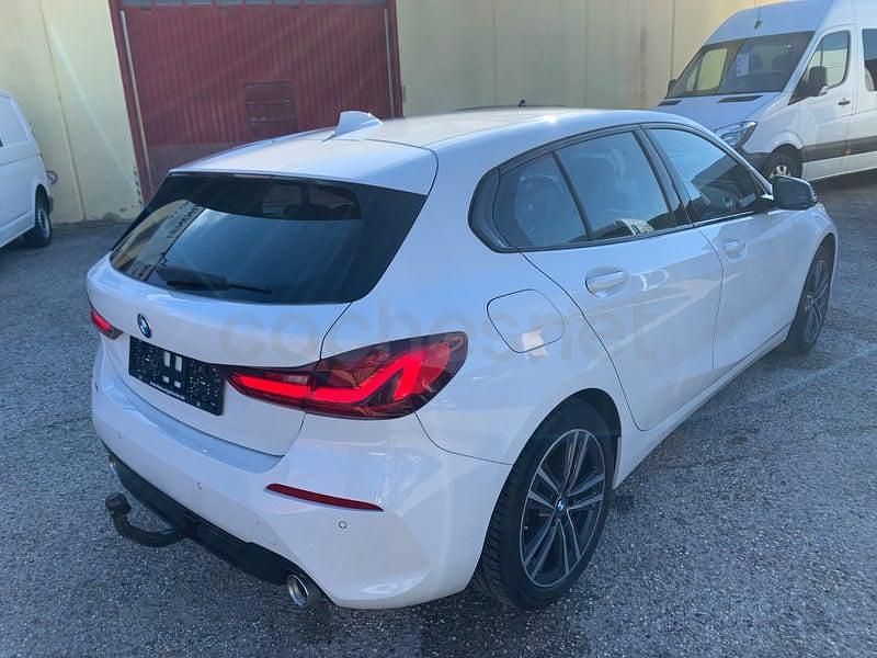 Usado BMW 118 150 CV (110 kW) 2021 Blanco Utilitario