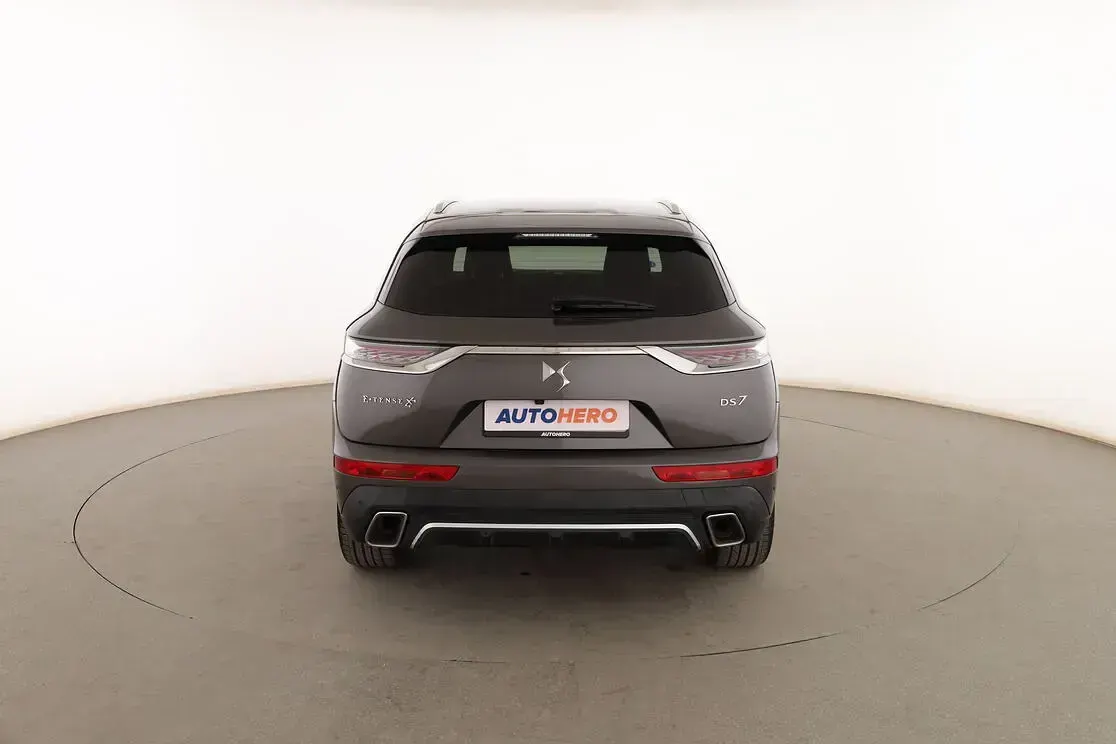 Usado DS Automobiles DS7 Crossback Grand Chic 300 CV (220 kW) 2020 Gris SUV