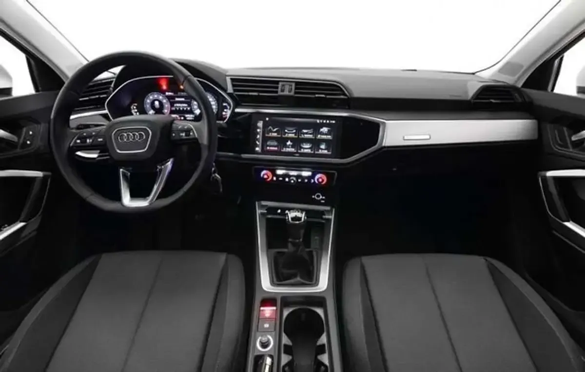 Usado Audi Q3 150 CV (110 kW) 2023 Blanco SUV