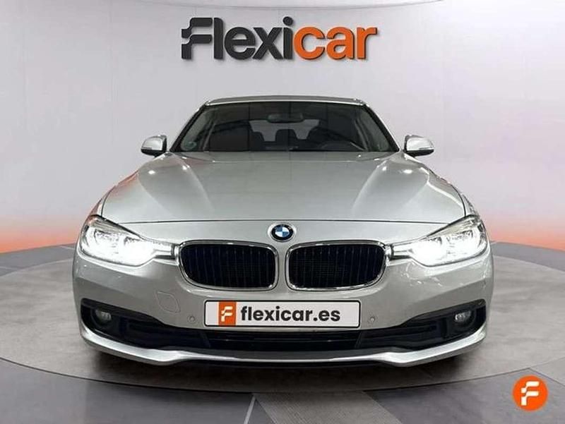 Usado BMW 320 190 HP (139 kW) 2017 Cinzento Sedan