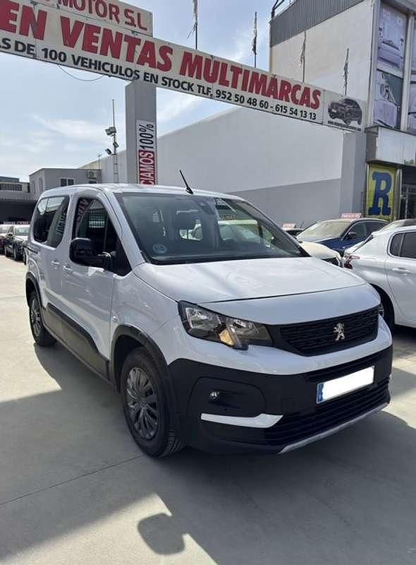 Usado Peugeot Rifter Active 102 CV (75 kW) 2021 Blanco Monovolumen