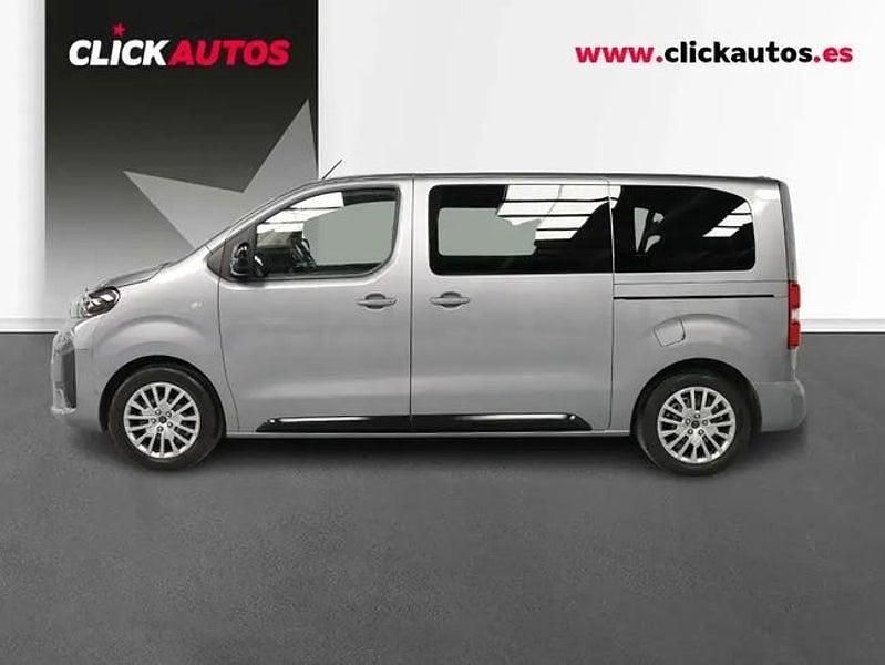 Usado Peugeot Traveller Business-Line 180 CV (132 kW) 2025 Gris / plata Monovolumen