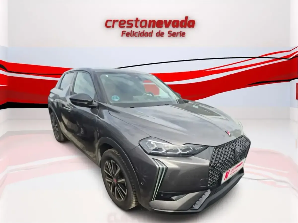 Usado DS Automobiles DS3 Crossback Performance 131 CV (96 kW) 2023 Gris SUV