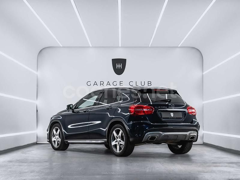 Usado Mercedes GLA200 AMG line 136 CV (100 kW) 2017 Azul SUV