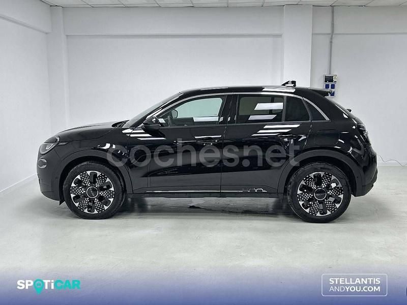 Usado Fiat 600 La Prima 136 CV (100 kW) 2024 Negro SUV