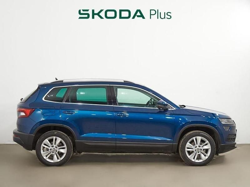 Usado Skoda Karoq Ambition 150 CV (110 kW) 2021 Azul SUV