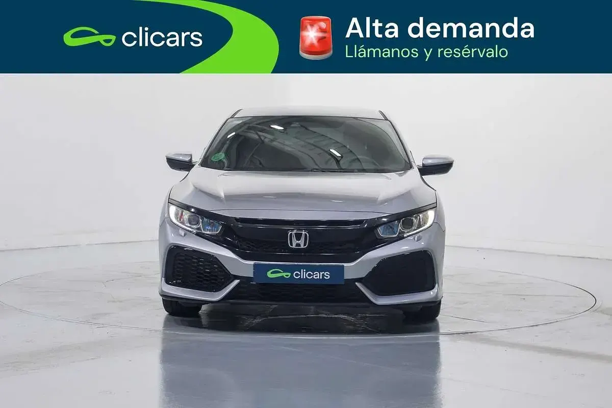 Usado Honda Civic Comfort 129 CV (94 kW) 2018 Gris Utilitario