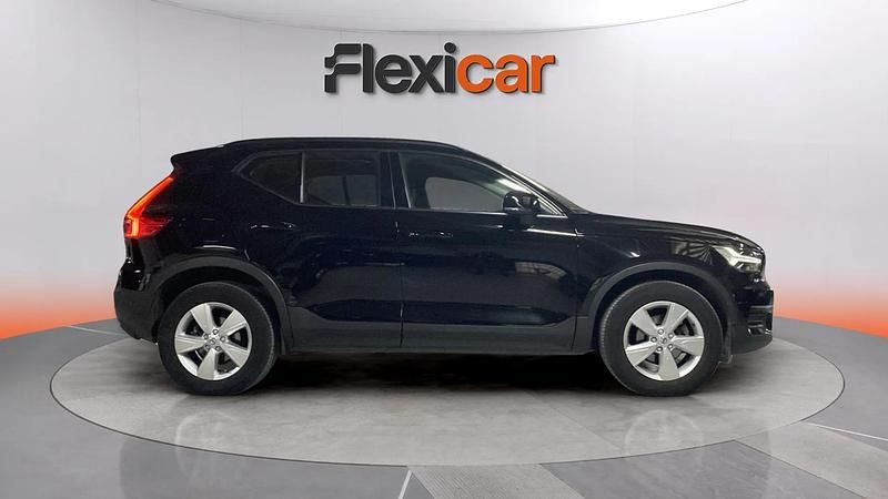 Usado Volvo XC40 Momentum 129 CV (94 kW) 2021 Negro SUV