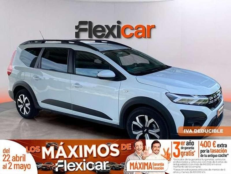 Usado Dacia Jogger Expression 110 CV (80 kW) 2023 Blanco Monovolumen