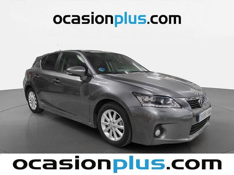 Usado Lexus CT200h 136 CV (100 kW) 2012 Gris Utilitario
