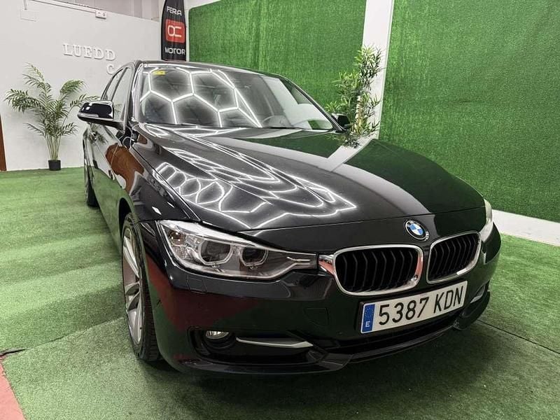 Negro Usado 2014 BMW 320 M Sport Berlina | 12.500 € (Precio justo) - Imagen 1/4