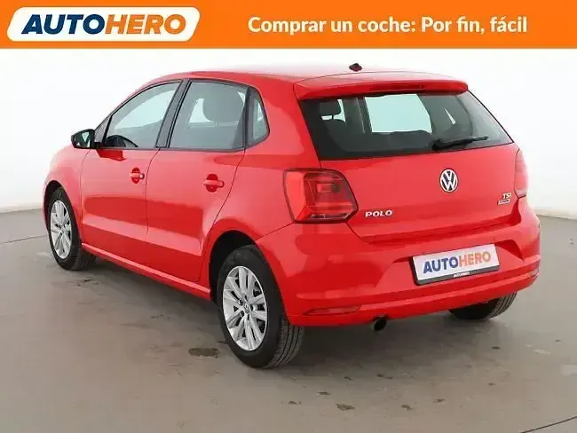 Usado VW Polo Advance 90 CV (66 kW) 2017 Rojo Berlina