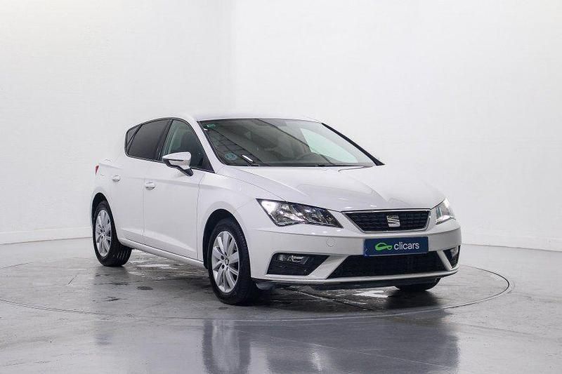 Usado Seat Leon Reference 115 CV (84 kW) 2020 Blanco Berlina