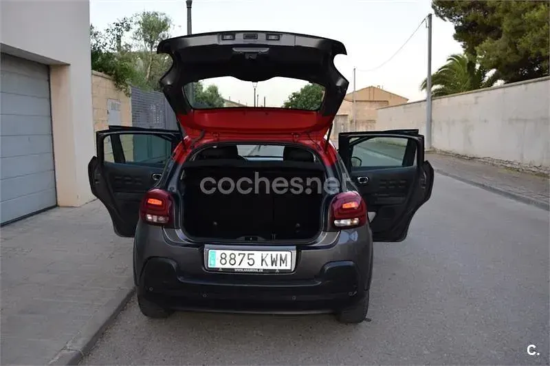 Usado Citroën C3 Feel 82 CV (60 kW) 2019 Gris / plata Utilitario