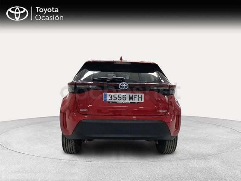 Usado Toyota Yaris Cross Active 116 CV (85 kW) 2023 Rojo SUV