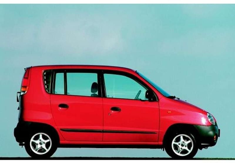 Usado Hyundai Atos GLS 54 CV (39 kW) 2001 Gris Utilitario