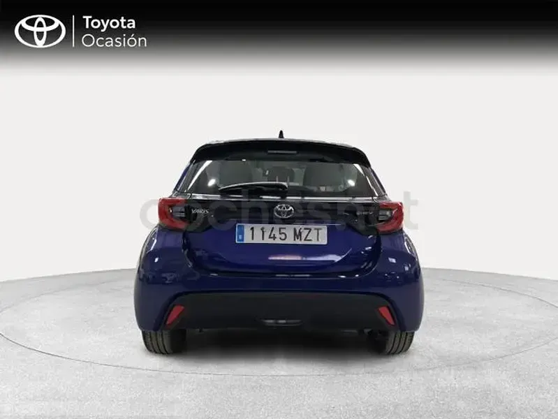 Usado Toyota Yaris Hybrid Active 116 CV (85 kW) 2025 Azul Berlina