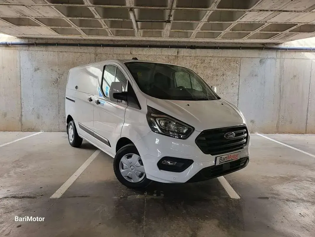 Usado Ford Transit Custom Trend 131 CV (96 kW) 2023 Blanco Van