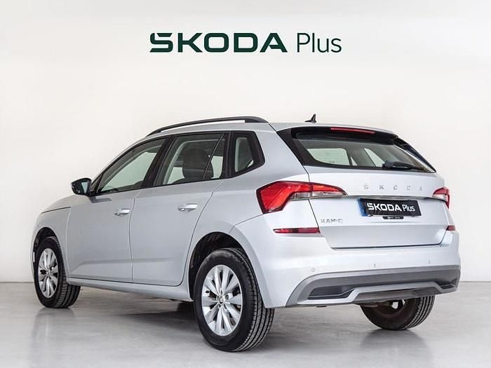 Usado Skoda Kamiq Ambition 115 CV (84 kW) 2020 Gris plata SUV