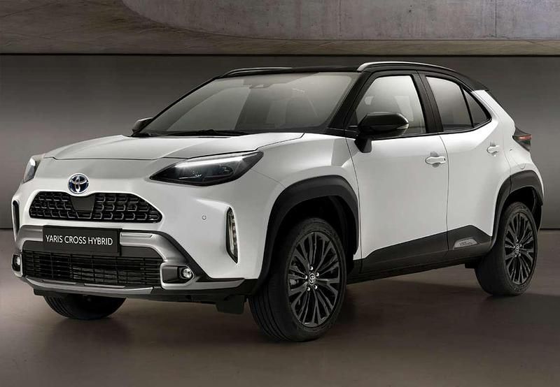 Usado Toyota Yaris Cross Active 116 CV (85 kW) 2024 Gris / plata SUV