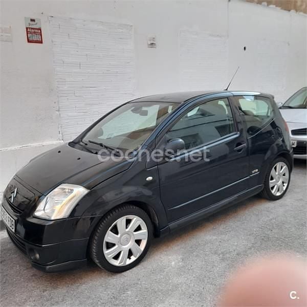 Usado Citroën C2 VTR Sport 110 CV (80 kW) 2006 Negro Utilitario
