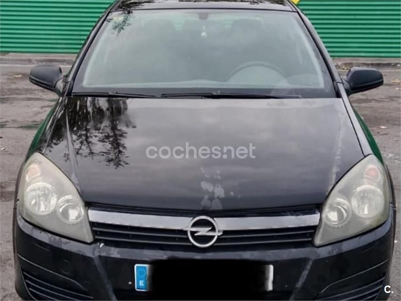 Negro Usado 2006 Opel Astra Enjoy Berlina | 3000 € (Precio justo) - Imagen 1/4