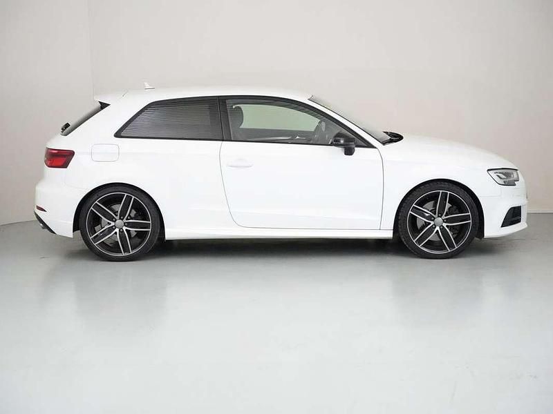 Usado Audi S3 Sportback Advanced 310 CV (228 kW) 2017 Blanco Utilitario