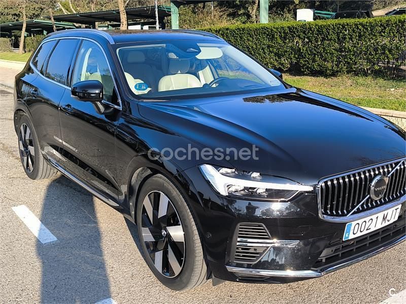 Usado Volvo XC60 Plus 350 CV (257 kW) 2023 Negro SUV