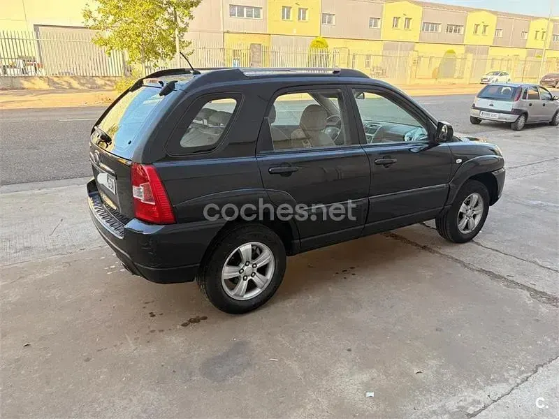 Usado Kia Sportage 142 CV (104 kW) 2010 Azul SUV