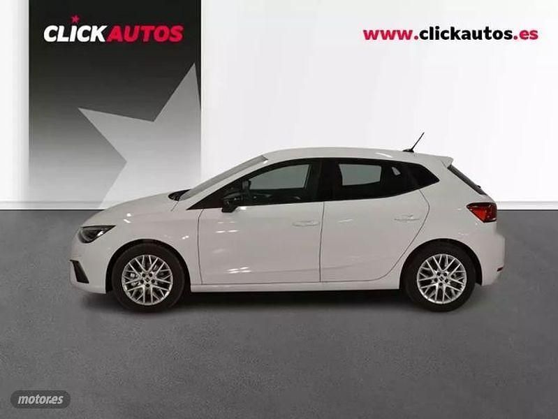 Usado Seat Ibiza FR 115 CV (84 kW) 2025 Blanco Utilitario