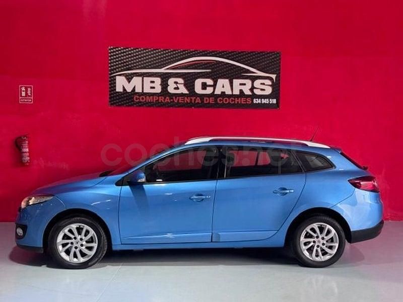 Usado Renault Mégane Authentique 90 CV (66 kW) 2012 Azul Berlina