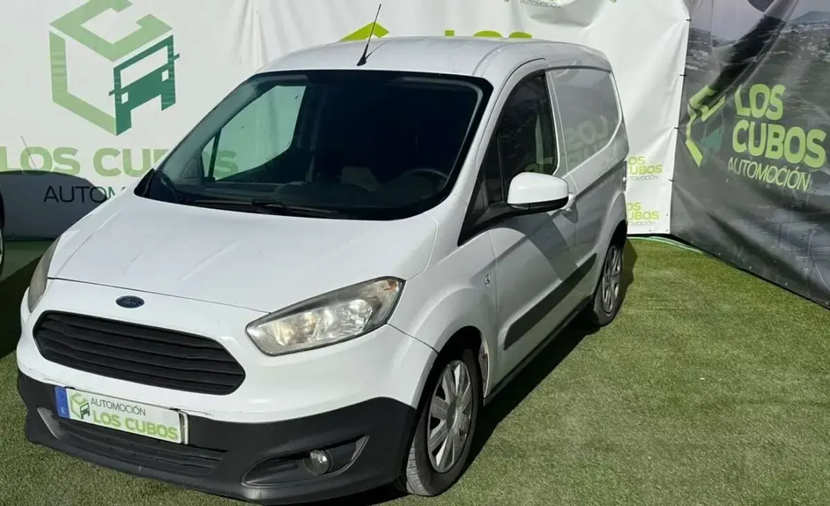 Usado Ford Transit Ambiente 75 CV (55 kW) 2016 Blanco Van