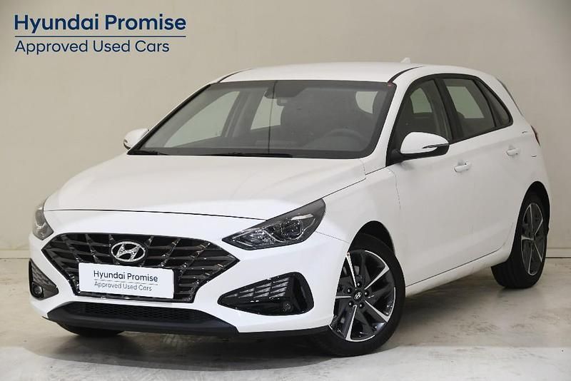 Atlas white Usado 2024 Hyundai i30 | 19.490 € (Precio justo) - Imagen 1/4