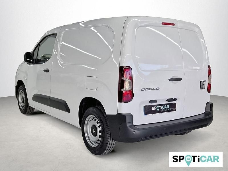 Nuevo Fiat Doblò 100 CV (73 kW) 2025 Blanco Monovolumen